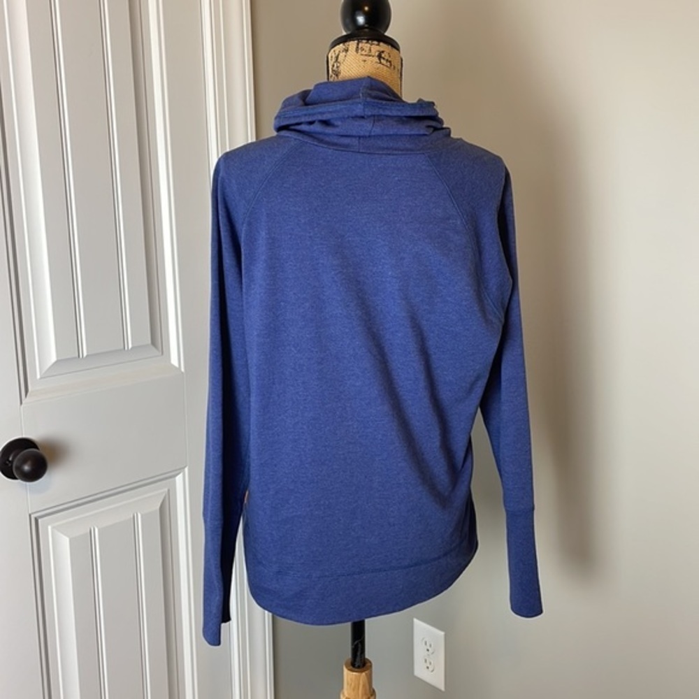 Lucy Pullover - image 4